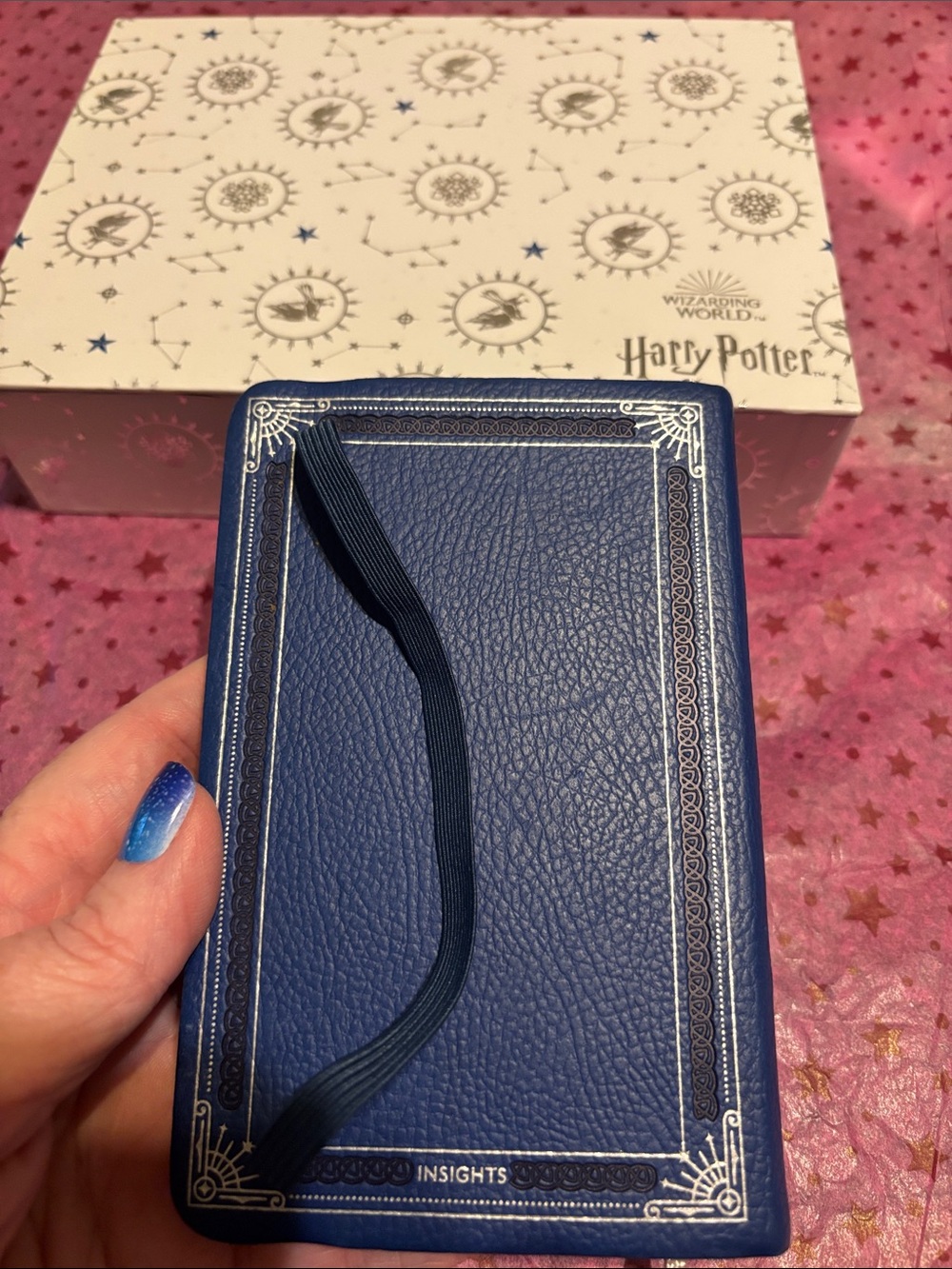 Harry Potter Ravenclaw Journal - Blue, Silver and Wizarding World Box - Picture 4 of 12